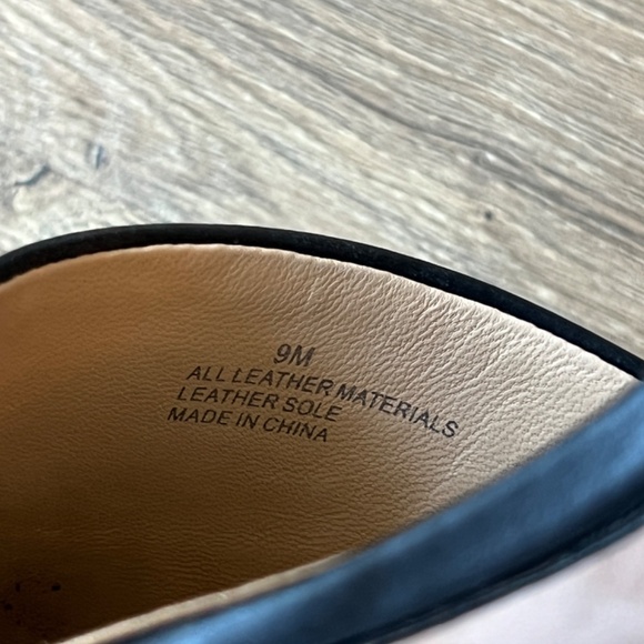 Antonio Melani Black and brown heeled shoes. - Picture 4 of 6